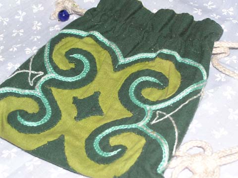 �A�C�k�h�J�̑ܕ�