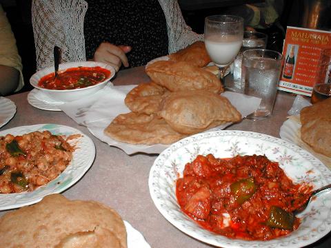 �R��ނ̃J���[�ƃv�[���[