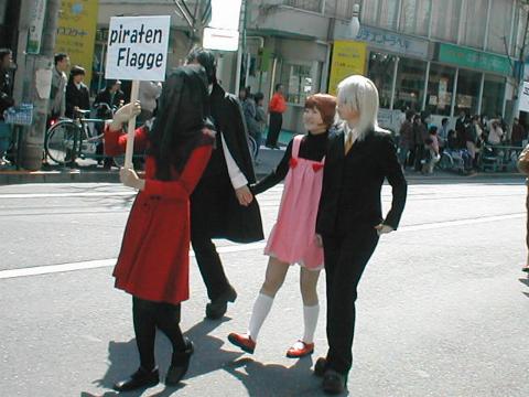 �u���b�N�E�W���b�N�ƃh�N�^�[�E�L���R